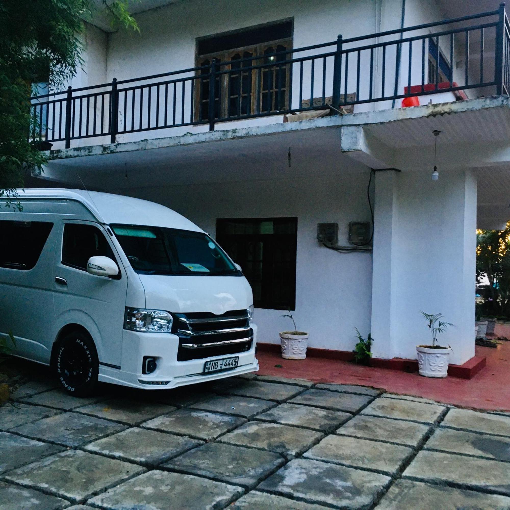 Adisham Village Home Beragala Zewnętrze zdjęcie